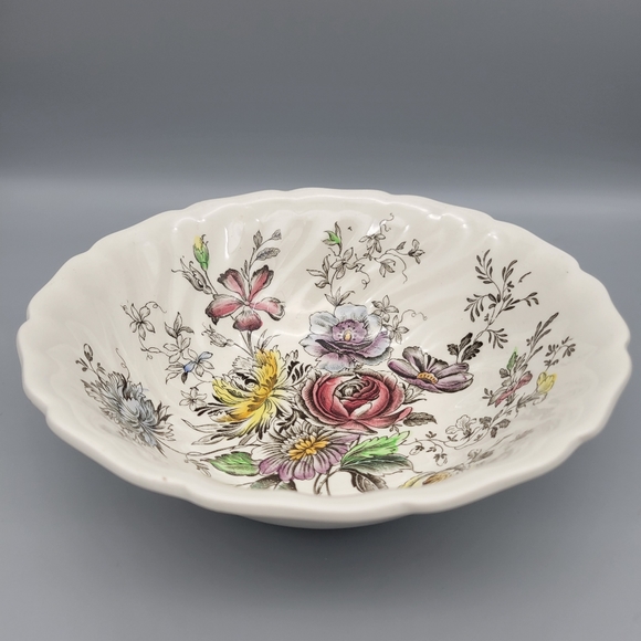 Vintage Johnson Brothers Sheraton Floral Center Serving Bowl Vintage Johnson Bro - Picture 11 of 12